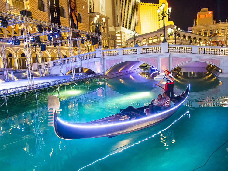 Las Vegas Strip at night – Fly Cheap Fares